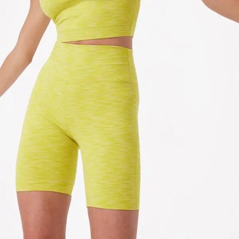Outdoor Voices Flow 7" Short Bright Chartreuse Size XS